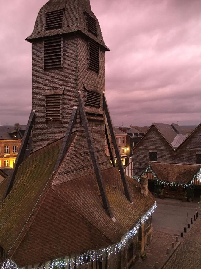 Au Coeur De Sainte Catherine Honfleur Esterno foto
