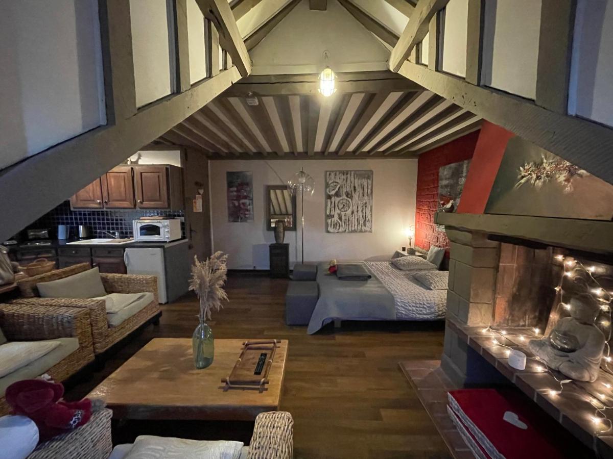 Au Coeur De Sainte Catherine Honfleur Esterno foto