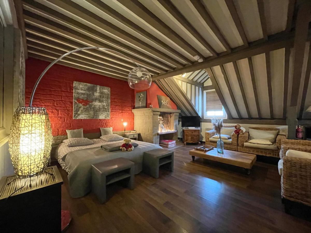 Au Coeur De Sainte Catherine Honfleur Esterno foto