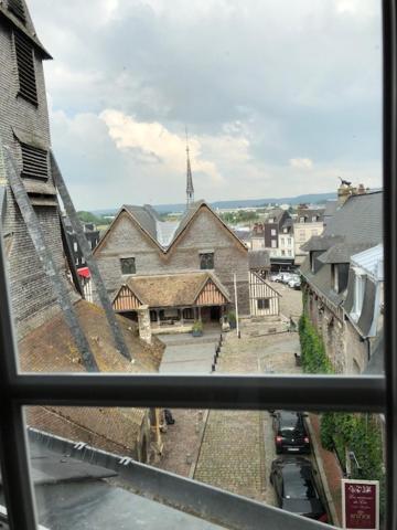 Au Coeur De Sainte Catherine Honfleur Esterno foto